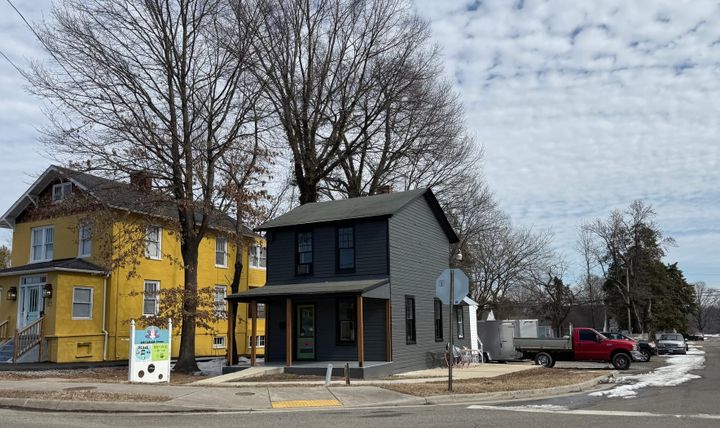 New Lakeside cafe will cater to Richmond's Deaf community