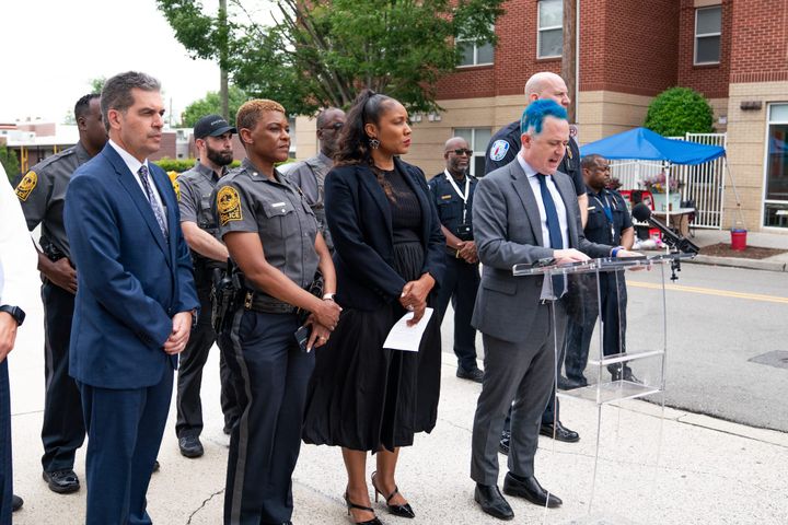 Fight disrupts John Marshall High School graduation ceremony; 4 detained by police