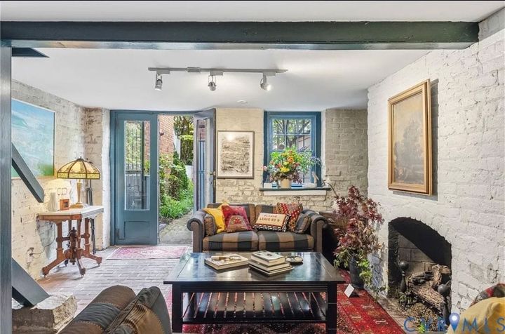 Bill Martin’s belongings will be sold in estate sale to benefit Valentine museum