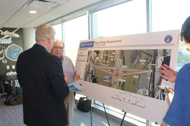 ‘Compromise’ Mayo Bridge proposal calls for mountable barriers between bikes and cars