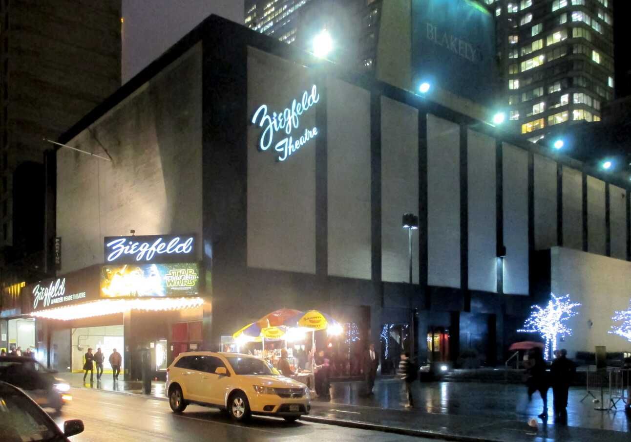 What a Movie Premiere Is Really Like