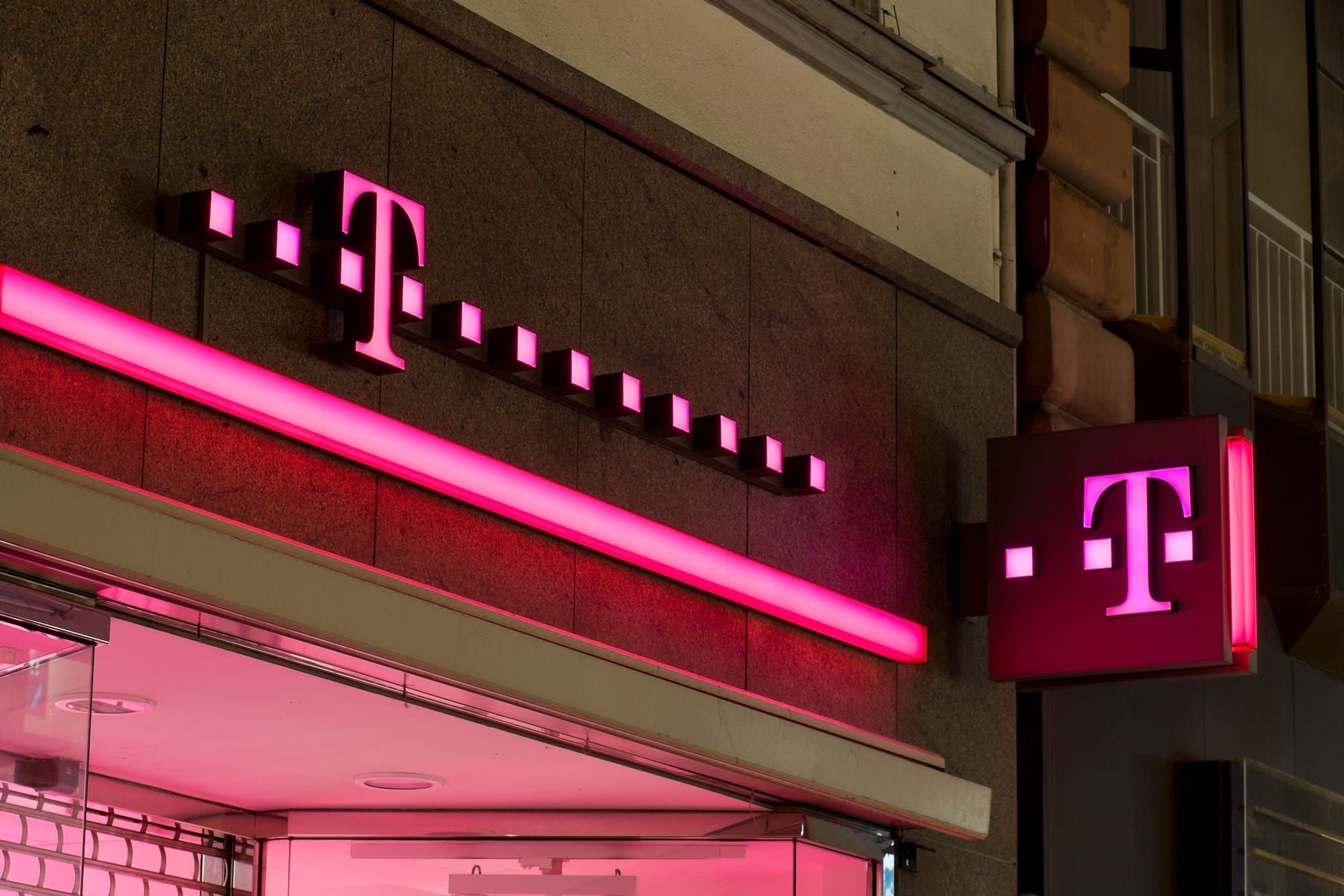 Deutsche Telekom: Spekulationen um Fusion mit US-Tochter belasten die Aktie