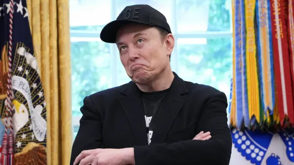 Stehen Tesla und SpaceX vor einer Fusion?