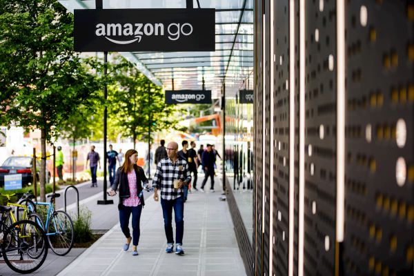 あなたの買い物を完全制覇するAmazon 帝国の戦略