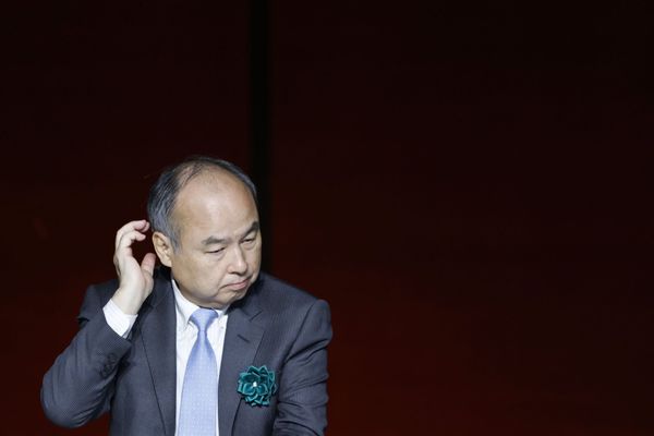 孫正義氏が惚れ込み1,500億円を投資したユニコーンの断末魔：最悪の企業統治に投資手腕が問われる