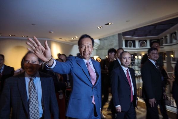 鴻海のテリー・ゴウはジャック・マーと同じ運命か：習政権の照準に入る