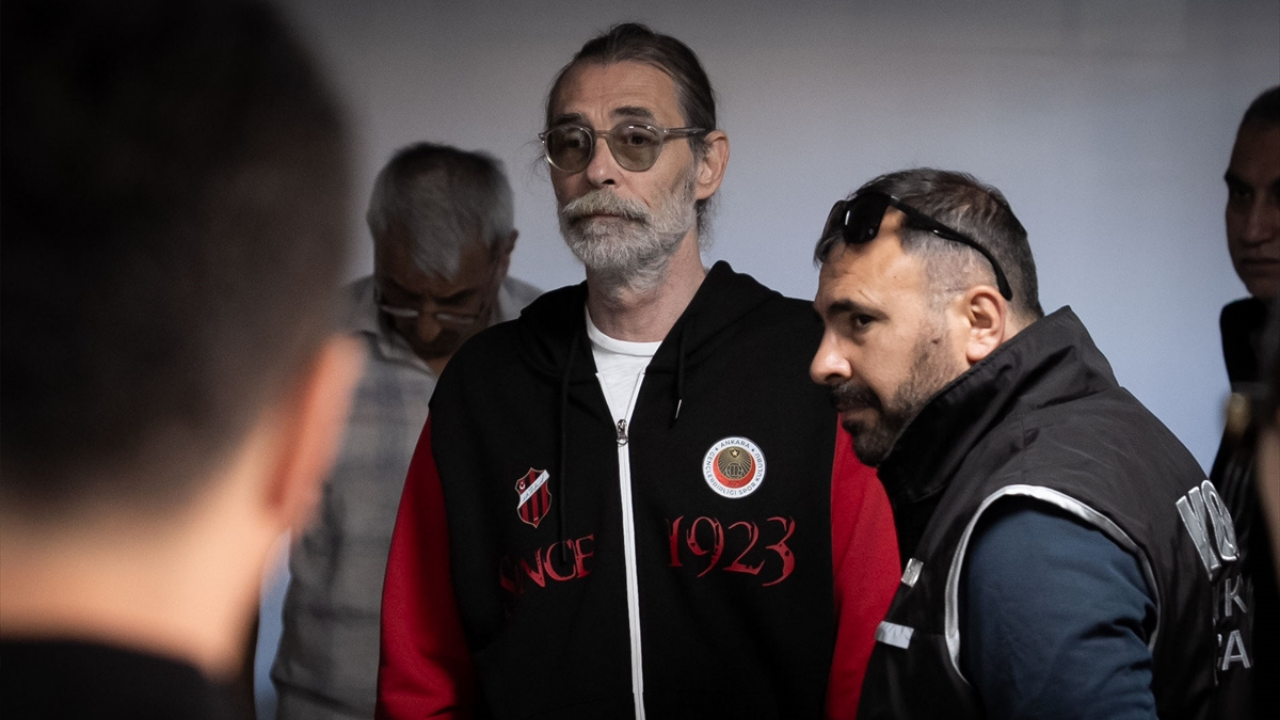 Etimesgut Belediye Başkanı Erdal Beşikçioğlu tutuklandı