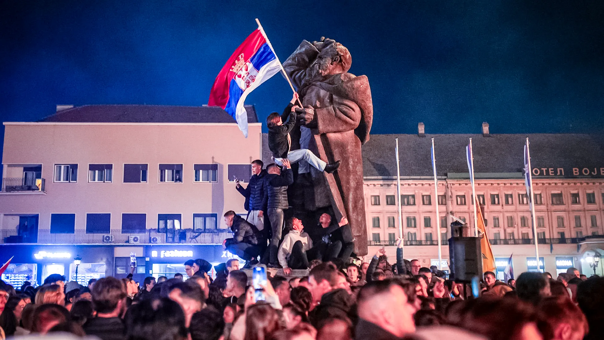 Sırbistan'da Öğrenci Hareketi: Demokratik katılım ve siyasi dinamikler