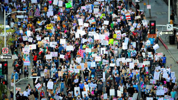 Amerika ve Avrupa'da toplumsal muhalefet sokakta