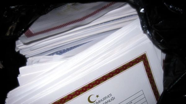 Sahte belge soruşturması bize ne anlatıyor?