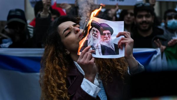 İran’daki protestoların anlamı ne? Bundan sonra ne olur?