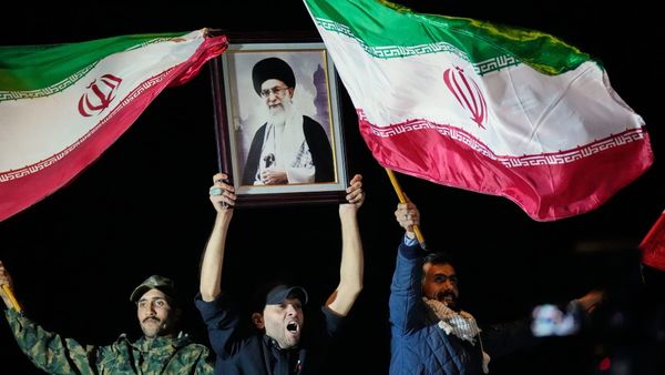 Adım adım Hamaney suikastının perde arkası