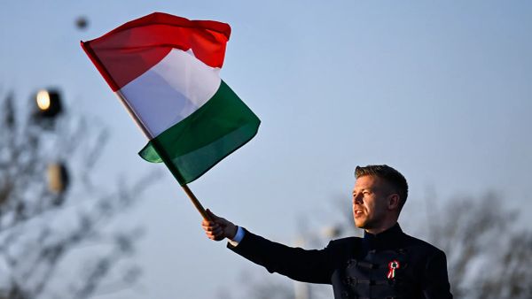 Kaybeden sadece Orban mı?