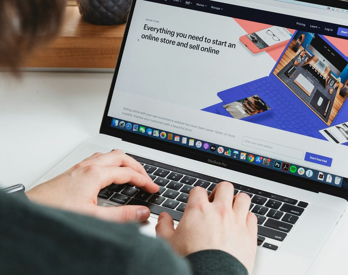 Instant stores: AI builds e-commerce sites in minutes