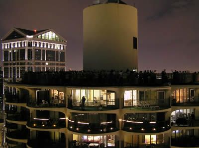 Coq au chat percé (Chicken Tag)