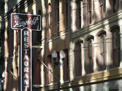 Relaunch of "Looper", Greatest Downtown Chicago Photoblog Ever