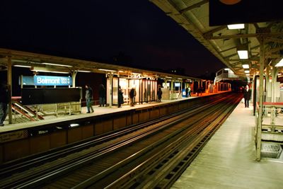 Neighbors Project Says "Text Your Way to the CTA"