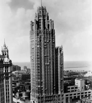 Tribune Goes News-Weak on Web