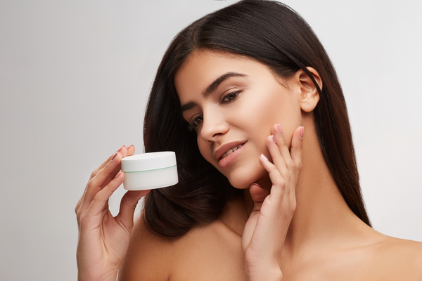 The Best Tanning Gel for Sun-Kissed Skin: Achieve a Gorgeous Glow!