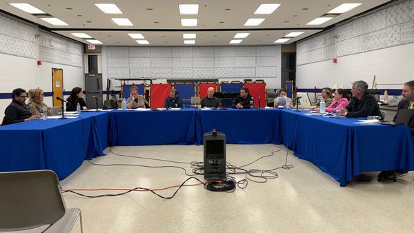 With grant clock ticking, Beecher Building Committee advances plan for new school construction