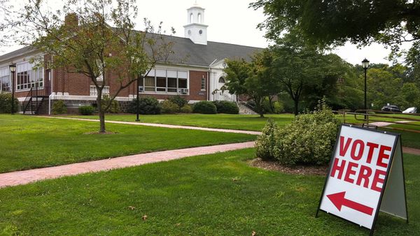 Democrats to choose nominee for Governor in August 11 primary