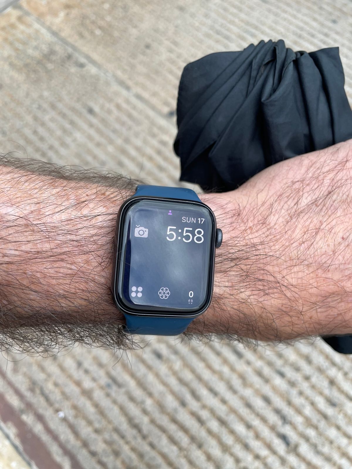 How I Use an Apple Watch to Shoot Better iPhone Videos (with Less Gear)