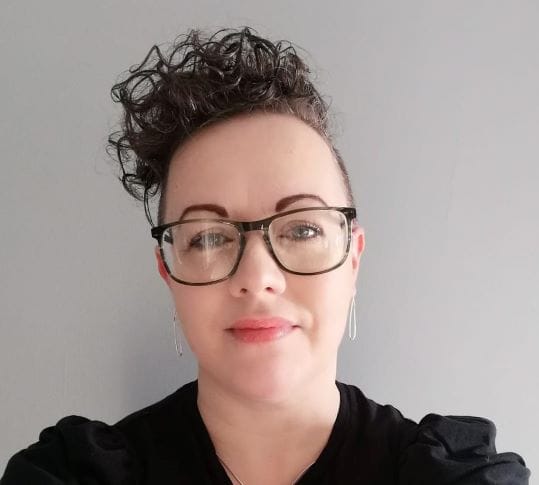 Headshot of Paula Walshe.