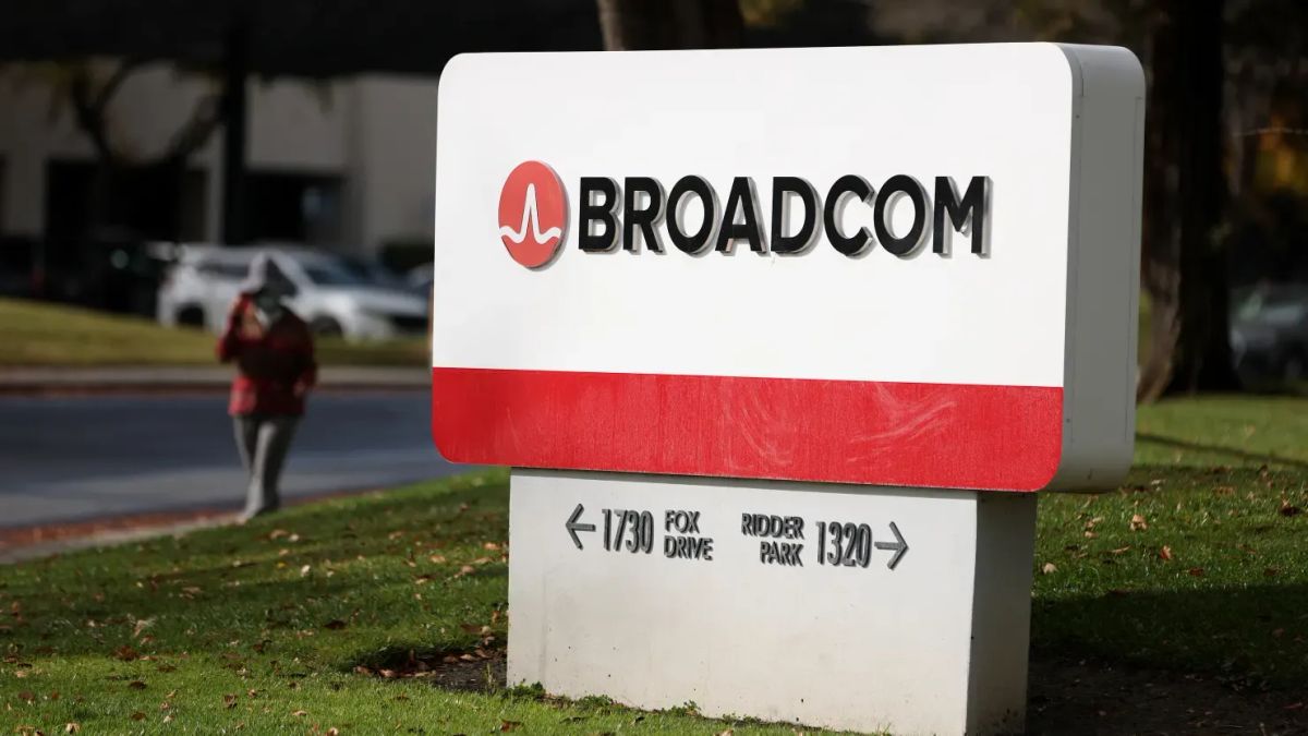 Broadcom Stock Soars After Strong Q2 2025 Earnings Boosted by AI Demand