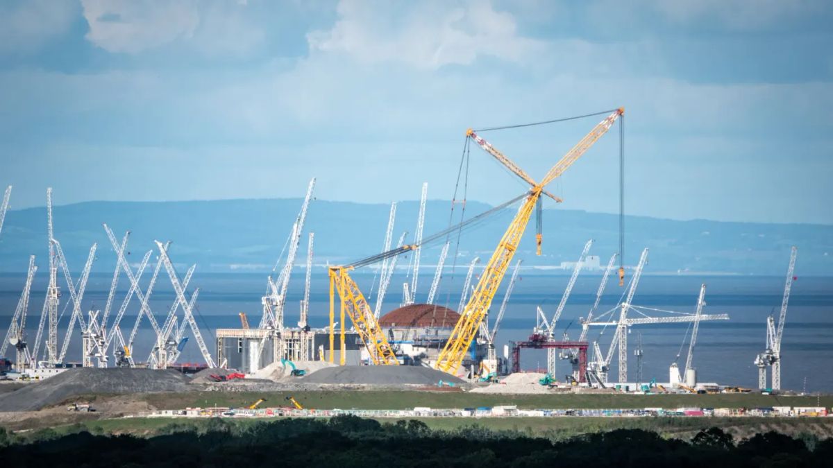 Apollo to Fund $4.5 Billion Loan for UK Nuclear Project, Marking Major Investment in British Energy