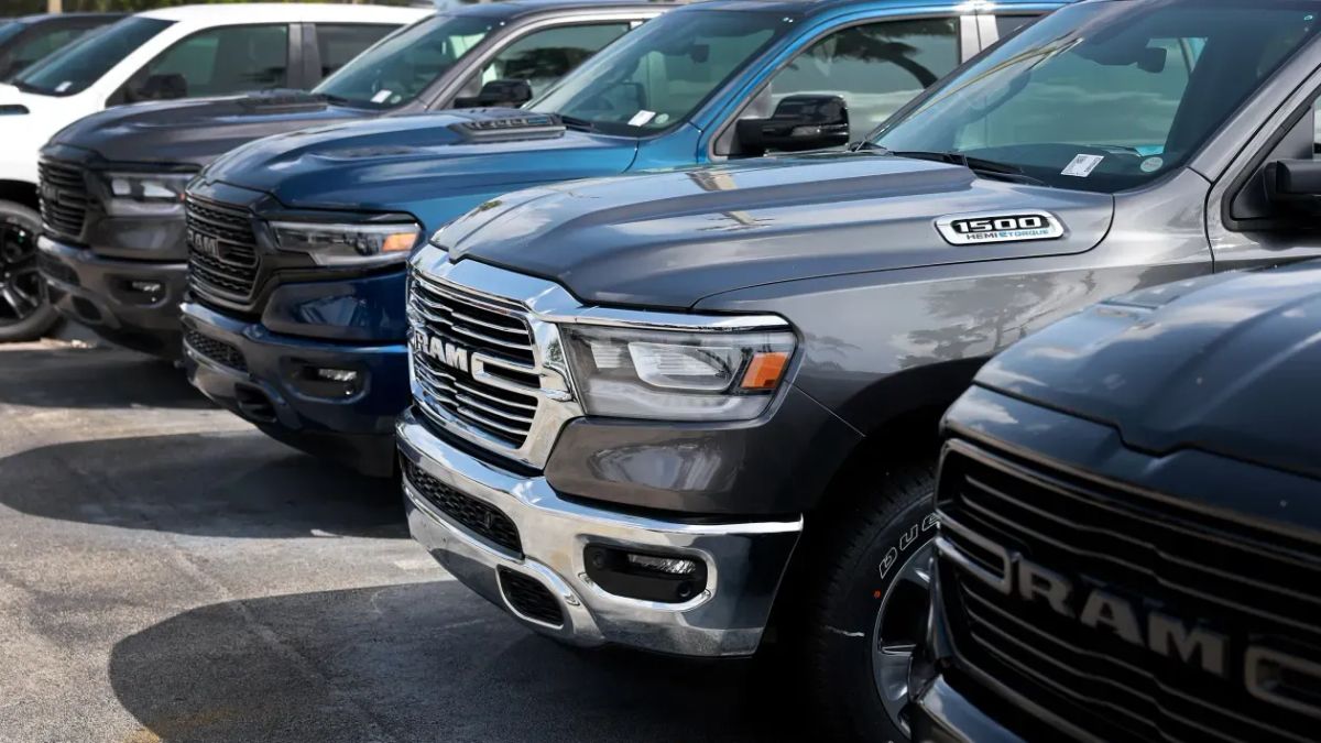 Jeep Maker Stellantis Warns of a Shock $2.7 Billion Loss as Tariffs Bite