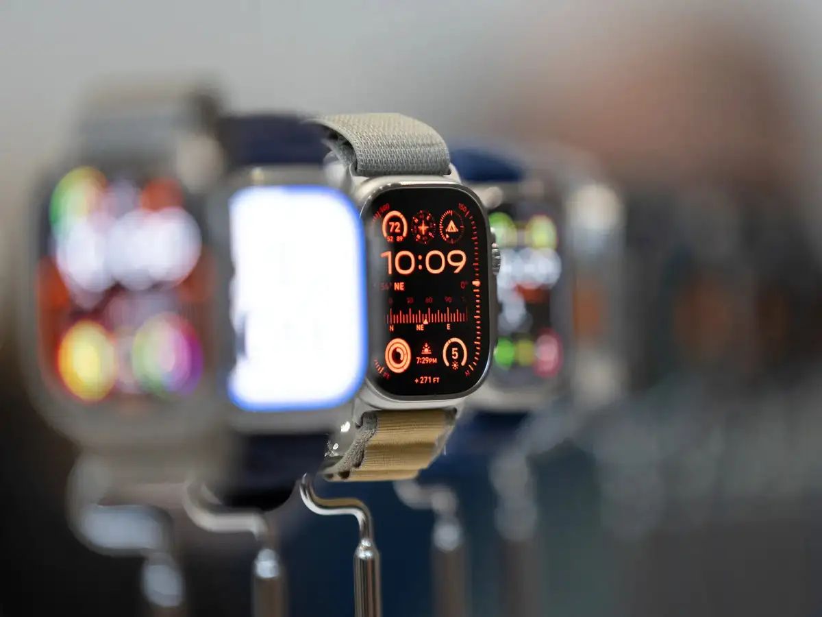 Apple Hit With Stunning 634 Million Dollar Verdict: Jury Says Company Stole Secret Watch Technology