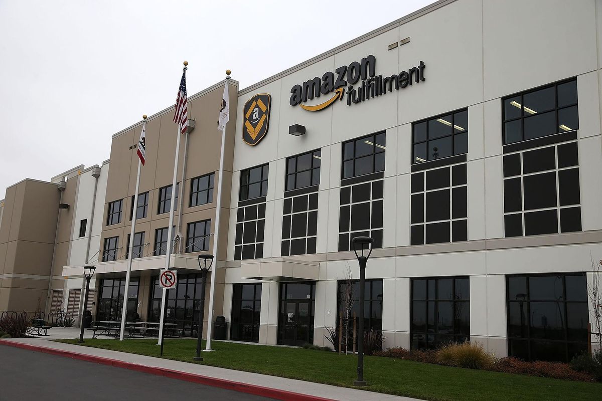 Amazon Refutes Claim That Operations Continued After Employee Death at US Facility