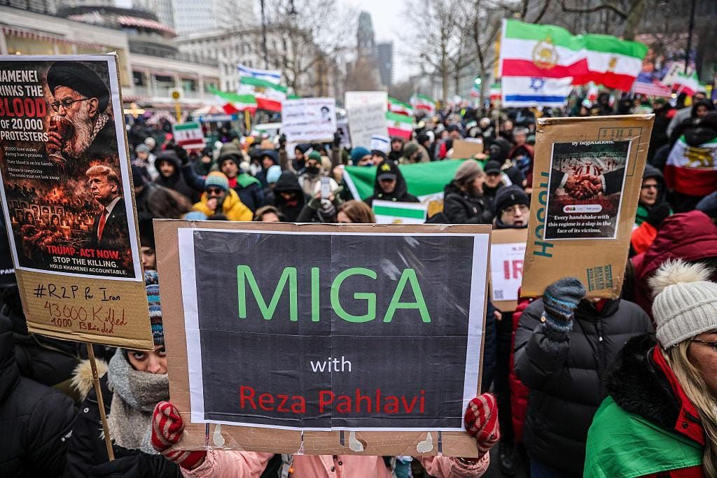 Man Throws Red Liquid at Reza Pahlavi in Berlin