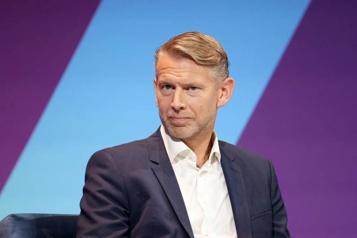 Northvolt CEO Peter Carlsson Steps Down Amid Financial Crisis, Seeks $1.2 Billion to Survive