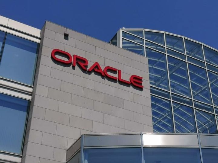 Oracle Beats Quarterly Revenue Estimates Amid Cloud Growth Driven by AI Demand