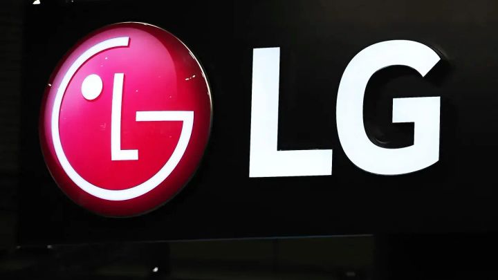 LG Energy Solution Inks $4.3 Billion Battery Supply Agreement; Counterparty Not Named Amid Tesla Rumors