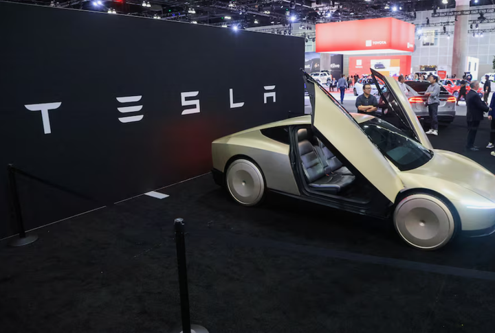 Tesla, Samsung Ink $16.5 Billion AI Chip Supply Agreement: What It Says About Industry