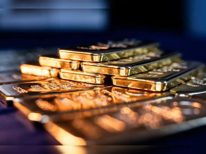 Clickbait Headline Idea: “Gold Rockets Toward $4,000 as US Shutdown and France Chaos Shake Markets”