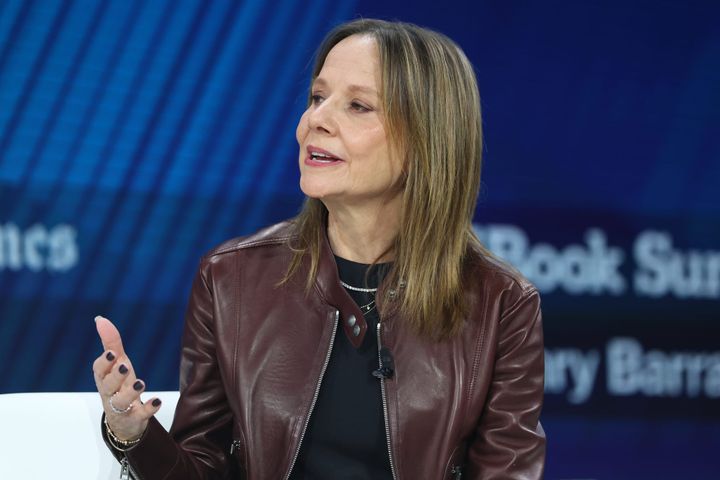 Why Mary Barra’s Handwritten Notes Are Winning Hearts—and Customers—at General Motors