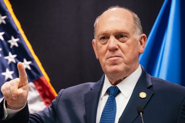 Targeted vs. Sweeping Immigration Raids: Tom Homan’s Plan After Minneapolis Controversy