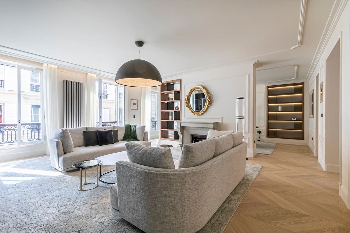 L’élégance haussmannienne sublimée par un design contemporain d’exception