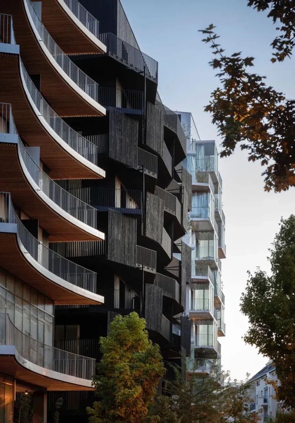 TRILOGY | Trois Tours, Trois Styles | par LARAQUI-BRINGER