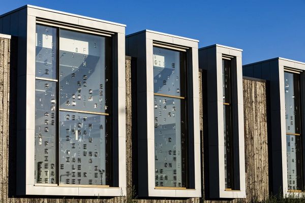 Thierry Bonne Architecte | Office notarial en lettres de verre