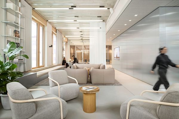 BESTSECRET | Atmosphère feutrée et contemporaine par HENN