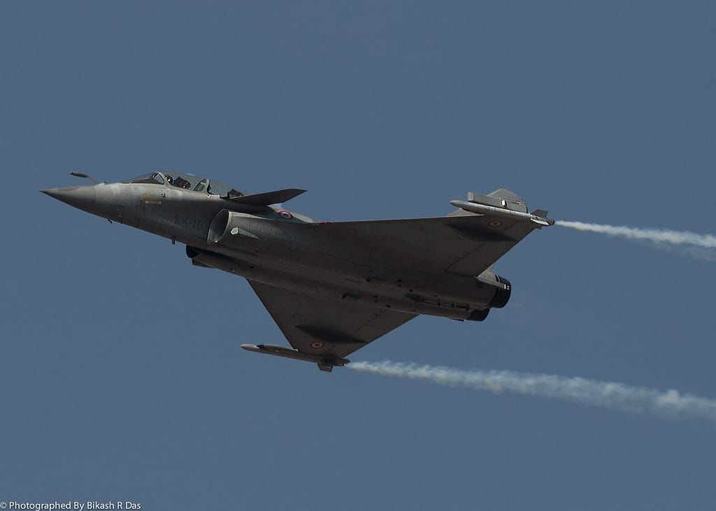 La evolución del combate aéreo BVR y su punto de inflexión en el conflicto indo-pakistaní de 2025: Tecnología, doctrina y conciencia situacional más allá de 2030