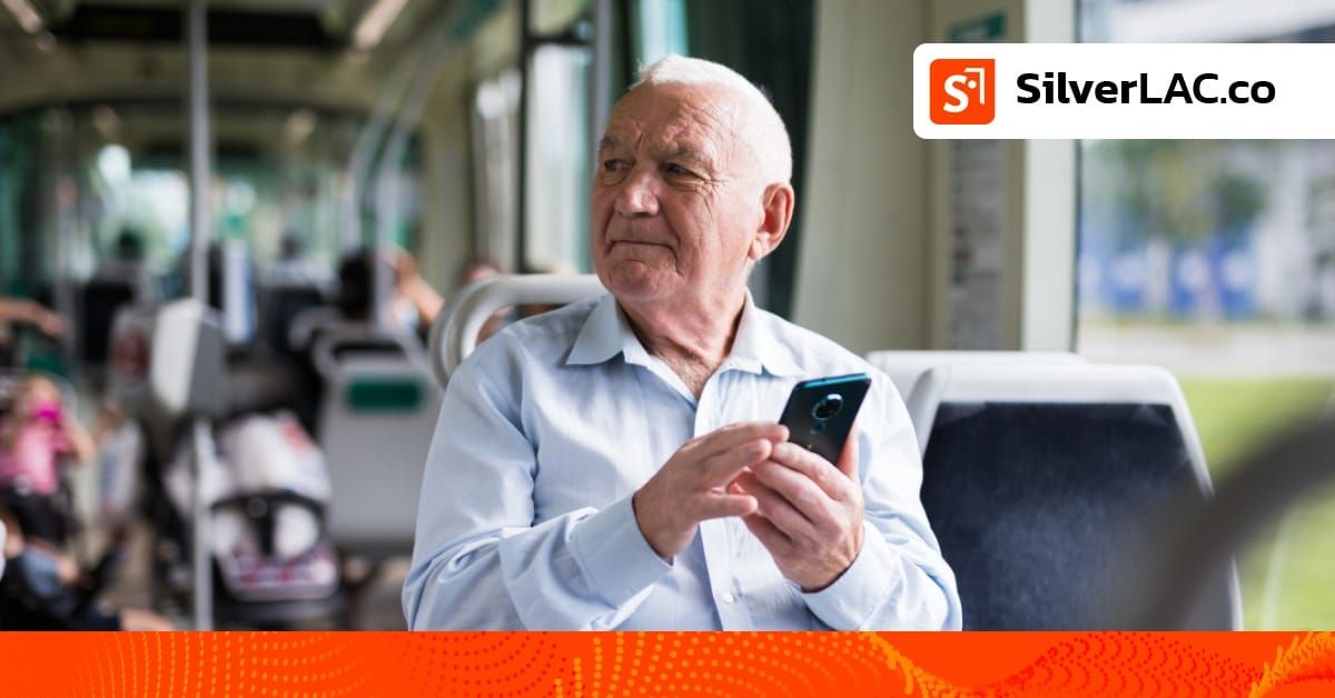 Brecha digital en adultos mayores: 4 estrategias para abordarla