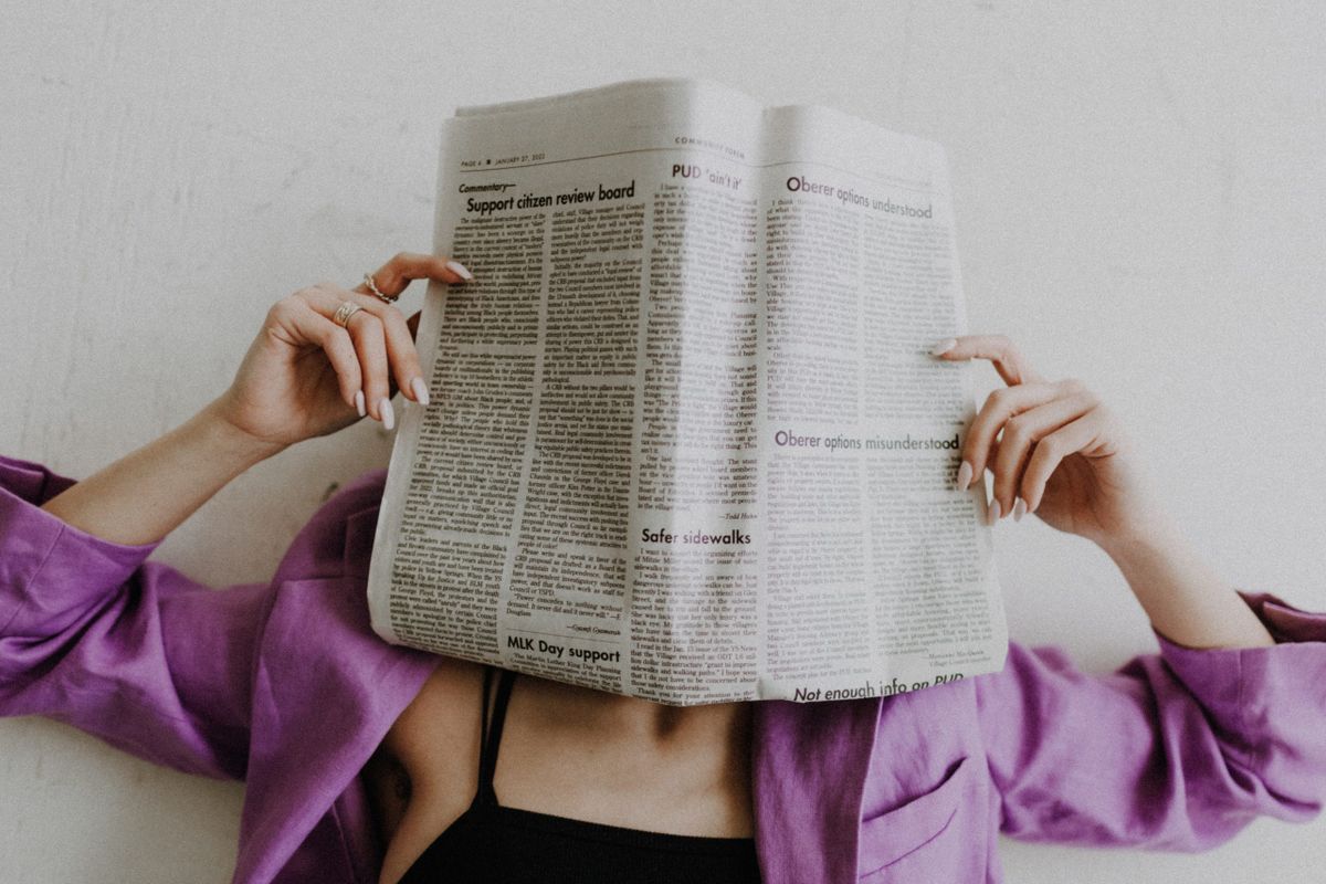 Girlies, We Need to Talk About the 2023 Digital News Report