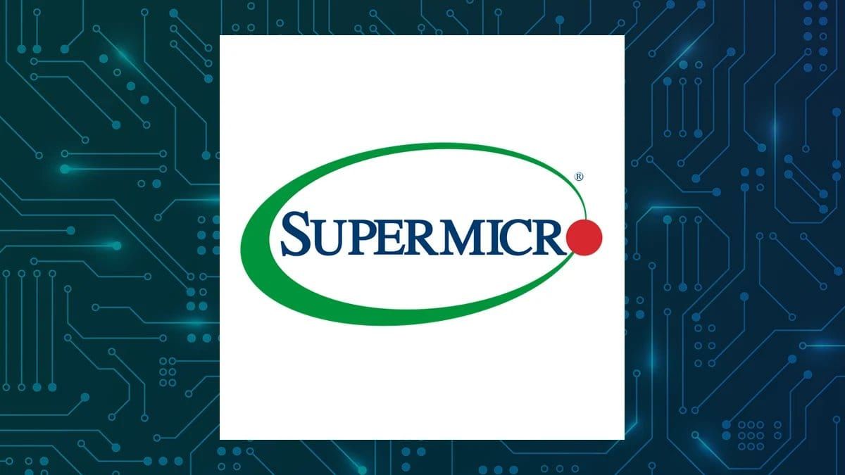 The $SMCI Paradox: Scaling the AI Wall at 6% Margins