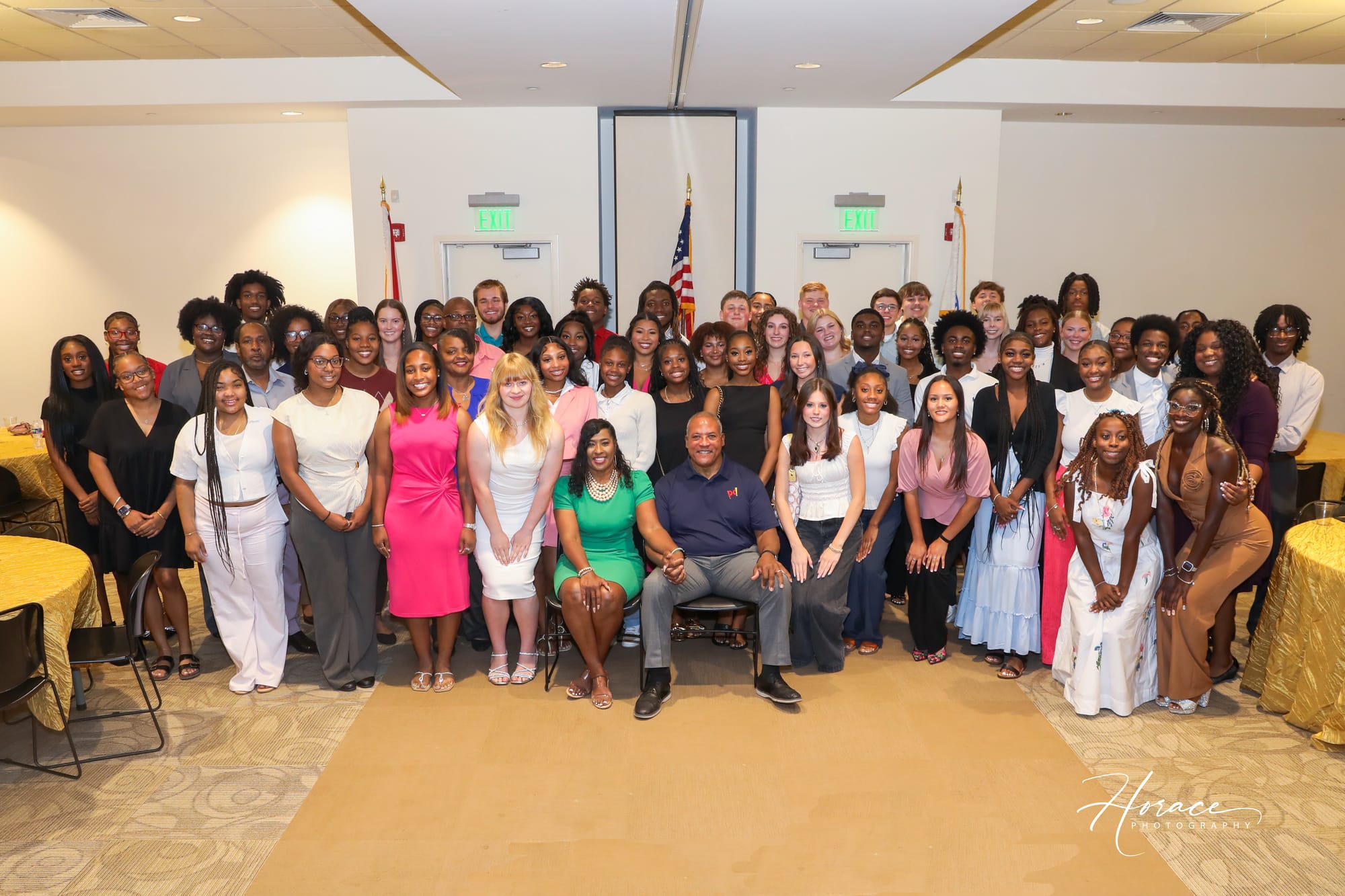 PHENIX CITY MAYOR'S BALL AWARDS MORE THAN $137,000 IN SCHOLARSHIPS TO 60 STUDENTS