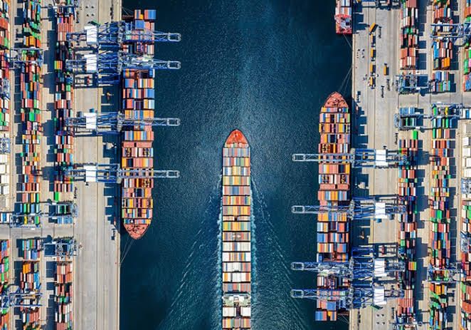 QCI #029 - Polarizing Trump Trade Tactics